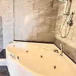 Casa Pavone 아파트 *
